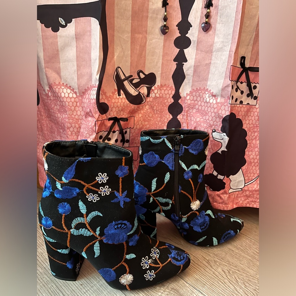 Flowered high heel 💙👠 - Picture 5 of 6